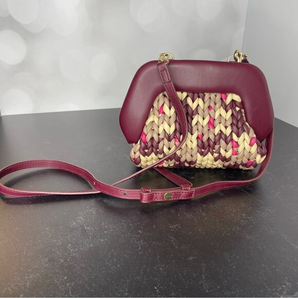 THEMOIRÈ Braided Cabernet Motif Mini Pochette With Removable Shoulder Straps - Picture 3 of 8